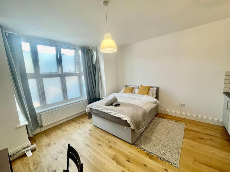 Se4, Self Contained Studio Flat. Londra Esterno foto